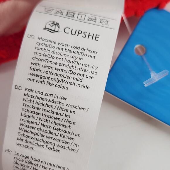 Cupshe Red Plunging Bikini Triangle Top Size Medium Padded Swimwear Sexy Luxe - Picture 8 of 9